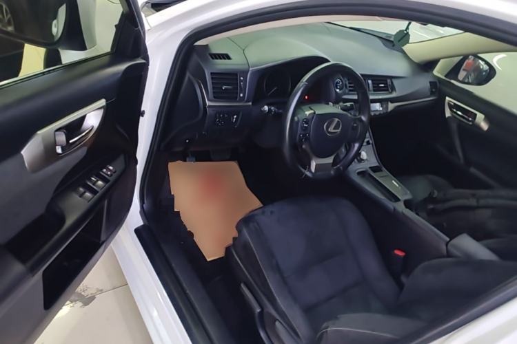 Used Lexus CT 2017 CT200h Elite Edition Solid Color China V Standard Driver Seat