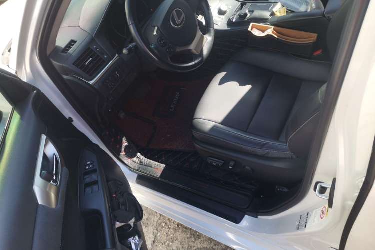 Used Lexus CT 2017 CT200h Comfort Edition Monochrome China V Standard Driver Seat