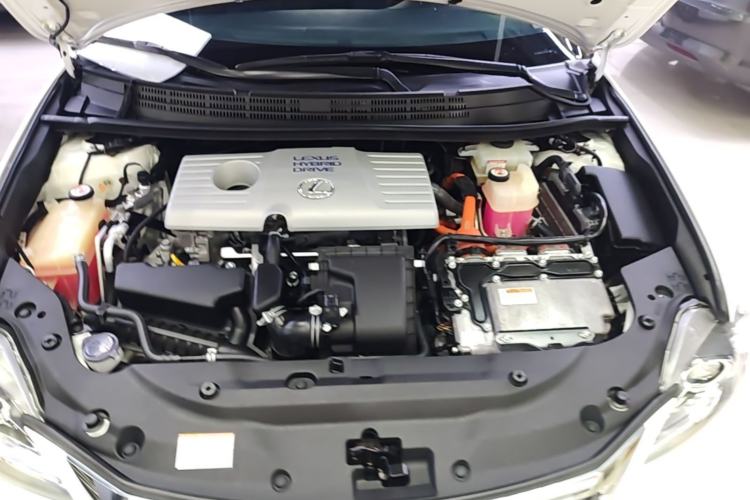 Used Lexus CT 2017 CT200h Elite Edition Solid Color China V Standard Engine Bay
