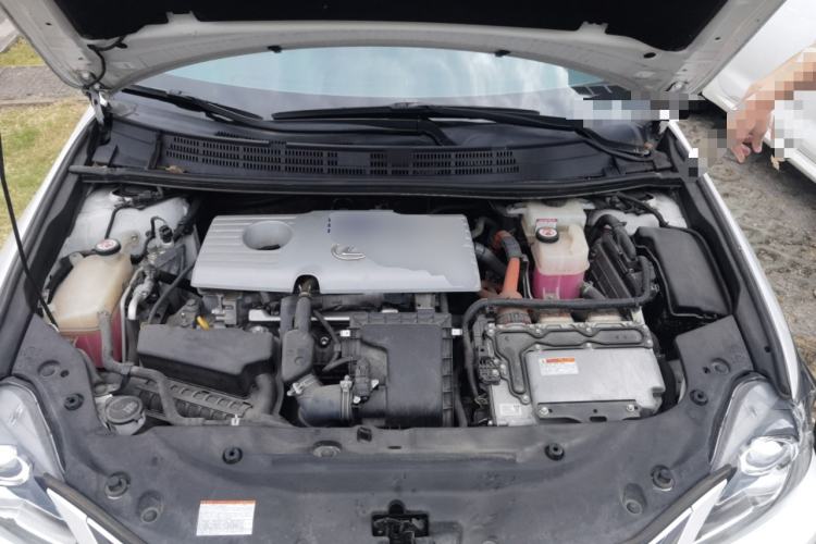Used Lexus CT 2017 CT200h Comfort Edition Monochrome China VI Engine Bay