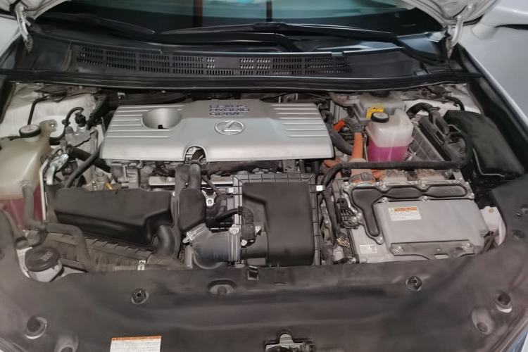 Used Lexus CT 2017 CT200h Elite Edition Solid Color China V Standard Engine Bay