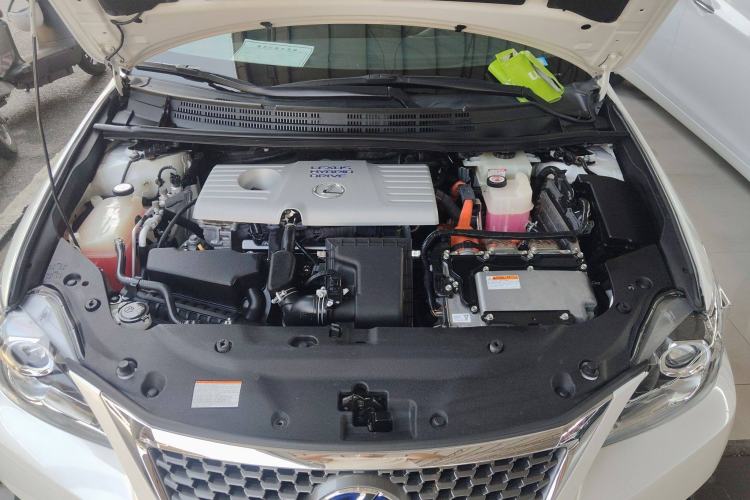 Used Lexus CT 2017 CT200h Elite Edition Monotone China VI Engine Bay