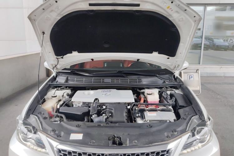 Used Lexus CT 2017 CT200h Elite Edition Solid Color China V Standard Engine Bay