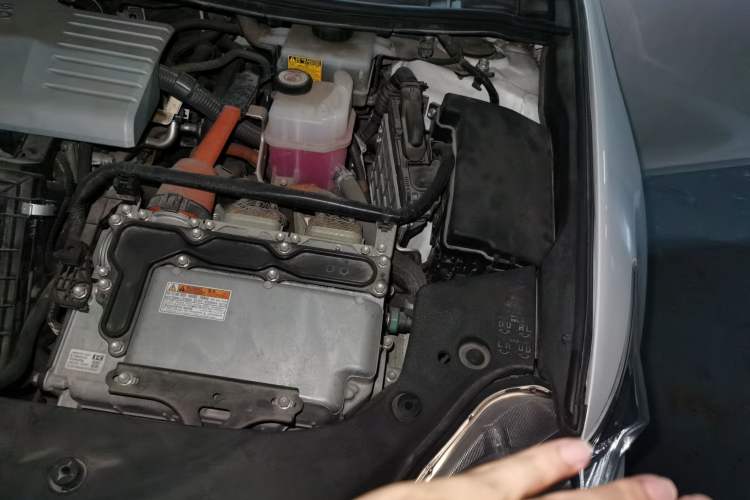 Used Lexus CT 2017 CT200h Elite Edition Solid Color China V Standard Engine Bay Left