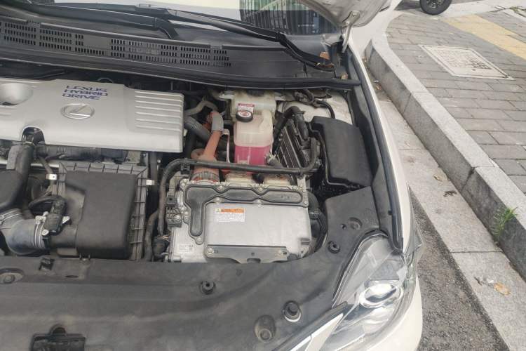Used Lexus CT 2017 CT200h Elite Edition Monotone China VI Engine Bay Left
