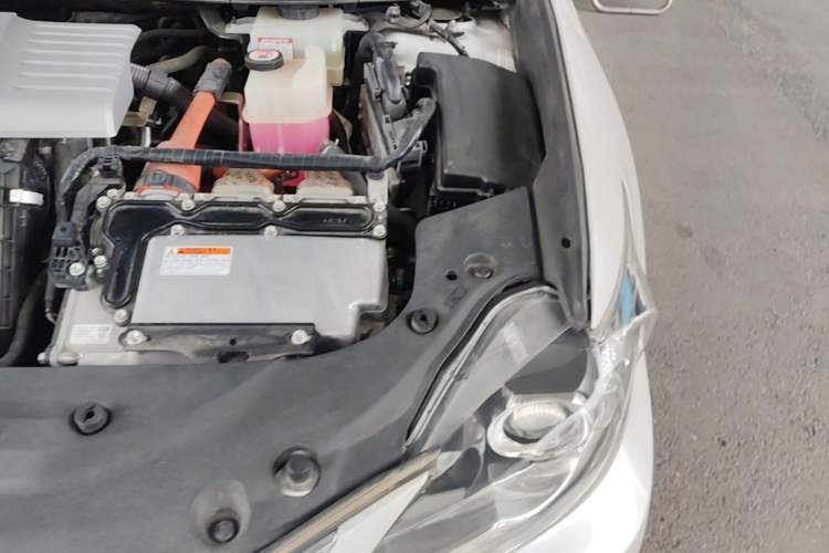 Used Lexus CT 2017 CT200h Elite Edition Solid Color China V Standard Engine Bay Left