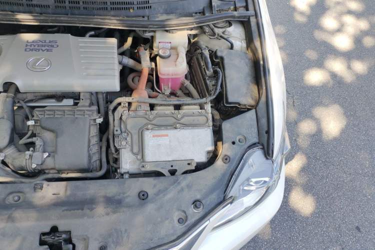 Used Lexus CT 2017 CT200h Comfort Edition Monochrome China VI Engine Bay Left