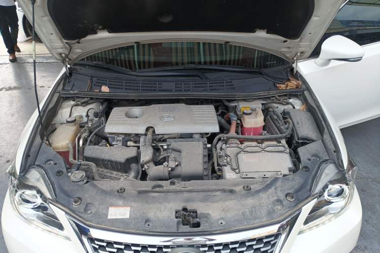 Used Lexus CT 2017 CT200h Elite Edition Solid Color China V Standard Engine Bay