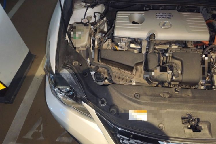 Used Lexus CT 2017 CT200h Elite Edition Two-Tone China V Standard Engine Bay Right
