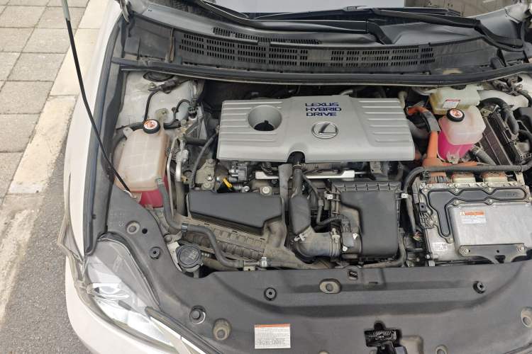 Used Lexus CT 2017 CT200h Elite Edition Monotone China VI Engine Bay Right
