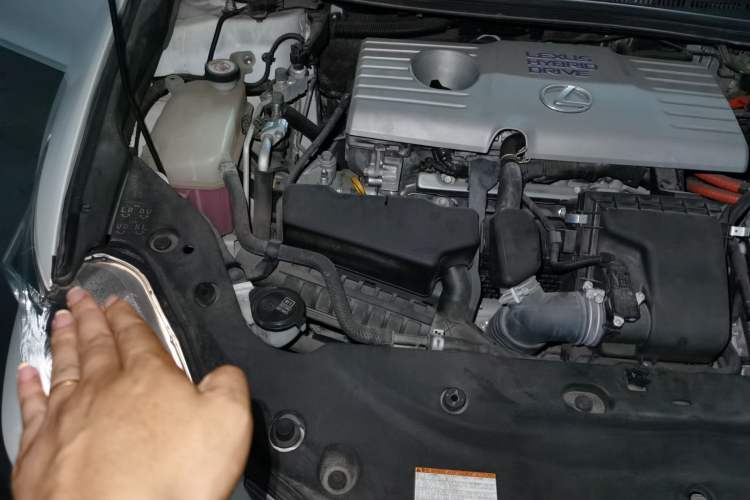 Used Lexus CT 2017 CT200h Elite Edition Solid Color China V Standard Engine Bay Right