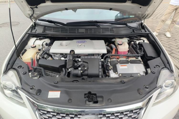 Used Lexus CT 2017 CT200h Elite Edition Monotone China VI Engine Bay