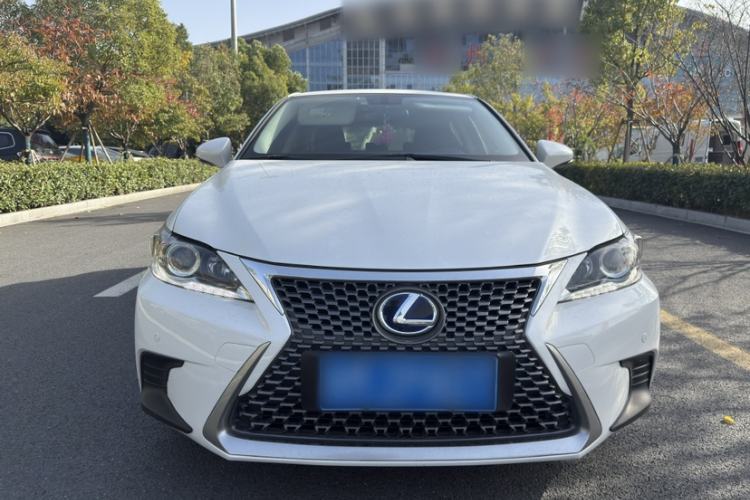 Used Lexus CT 2017 CT200h Elite Edition Solid Color China V Standard Exterior 1
