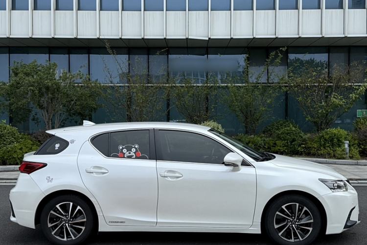 Used Lexus CT 2017 CT200h Elite Edition Solid Color China V Standard Exterior 3