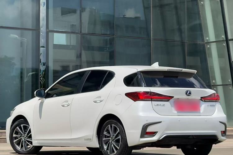 Used Lexus CT 2017 CT200h Elite Edition Solid Color China V Standard Exterior 3
