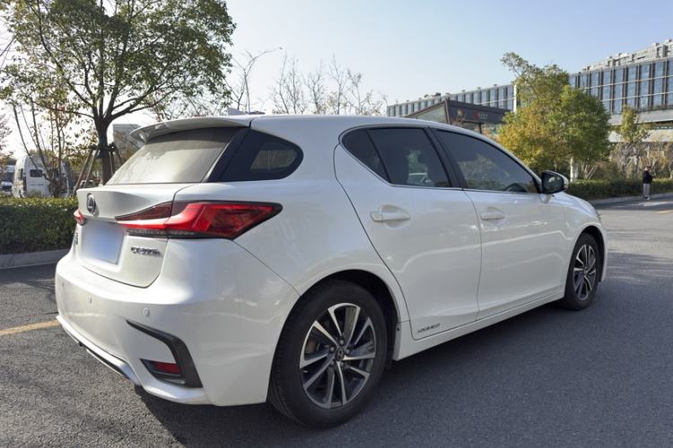 Used Lexus CT 2017 CT200h Elite Edition Solid Color China V Standard Exterior 4