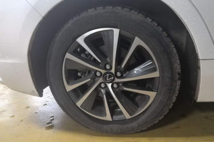 Used Lexus CT 2017 CT200h Elite Edition Solid Color China V Standard Exterior 5