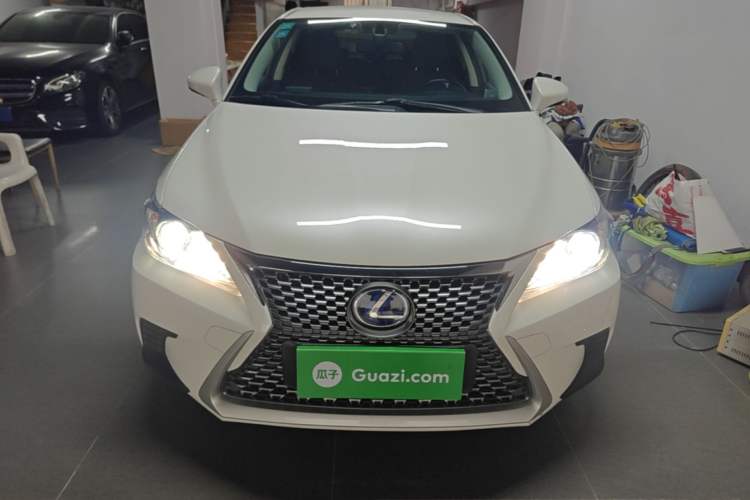 Used Lexus CT 2017 CT200h Elite Edition Monotone China VI Front