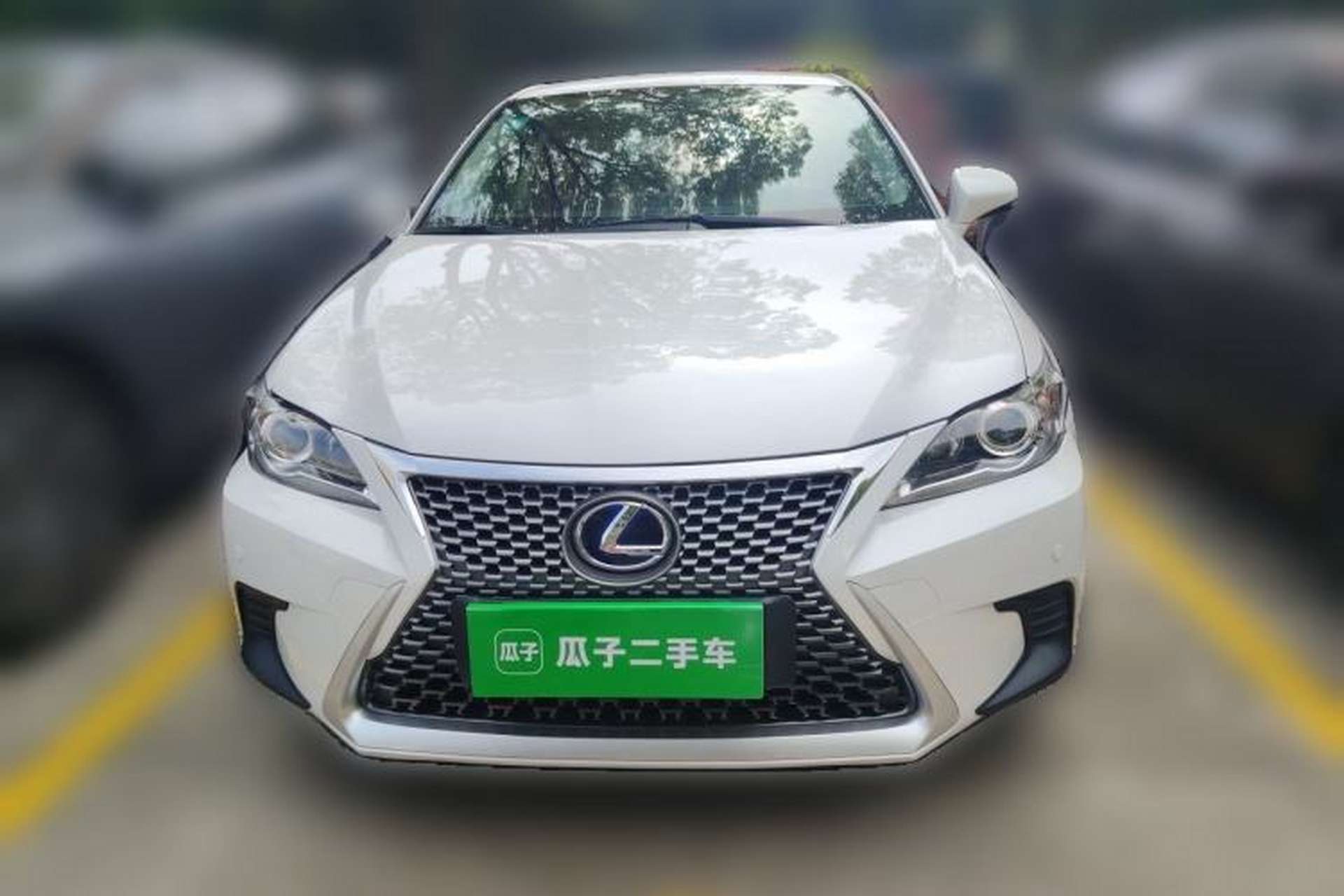 Used Lexus CT 2017 CT200h Comfort Edition Two-Tone China V Standard Front