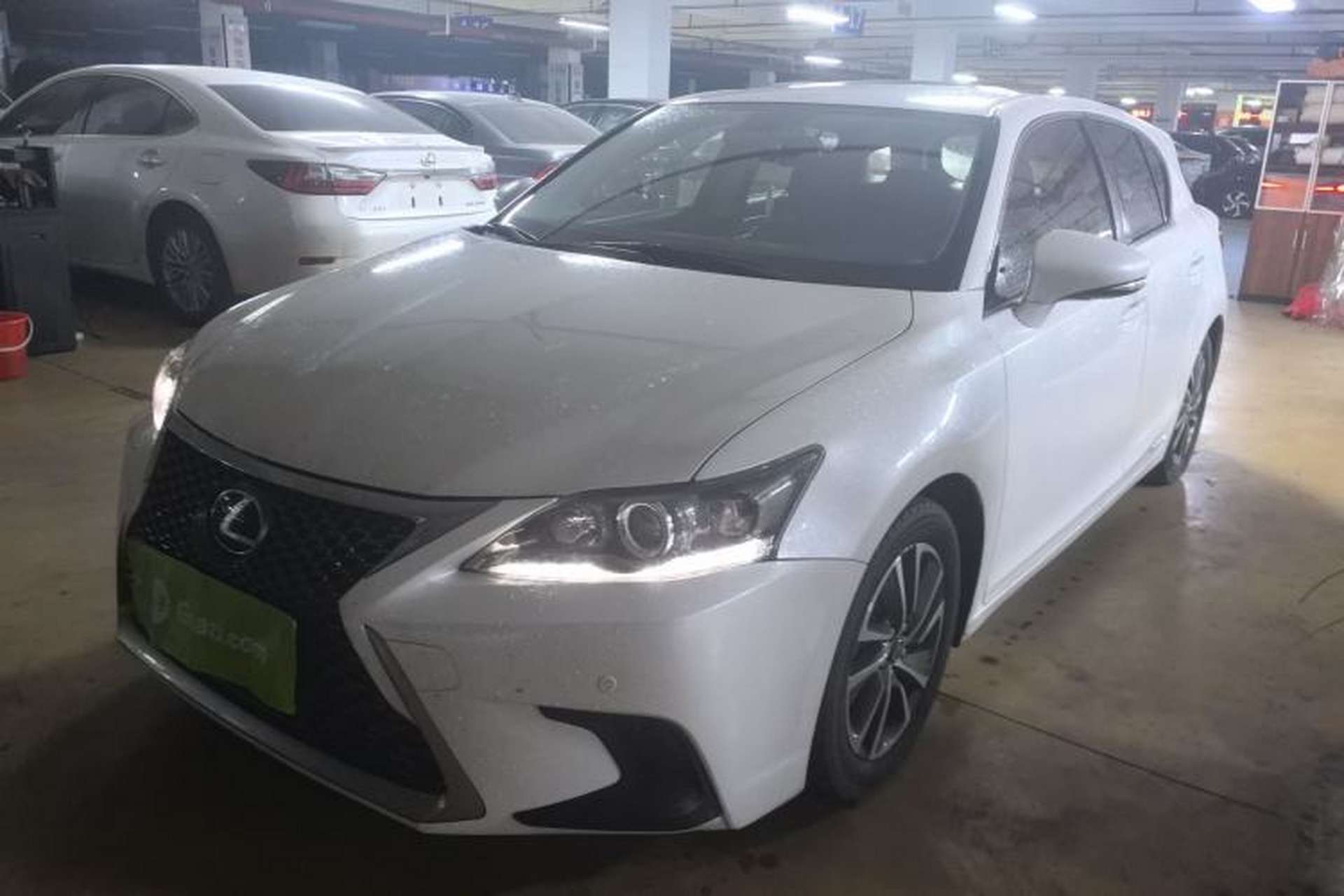 Used Lexus CT 2017 CT200h Elite Edition Solid Color China V Standard Front Left 45 Deg