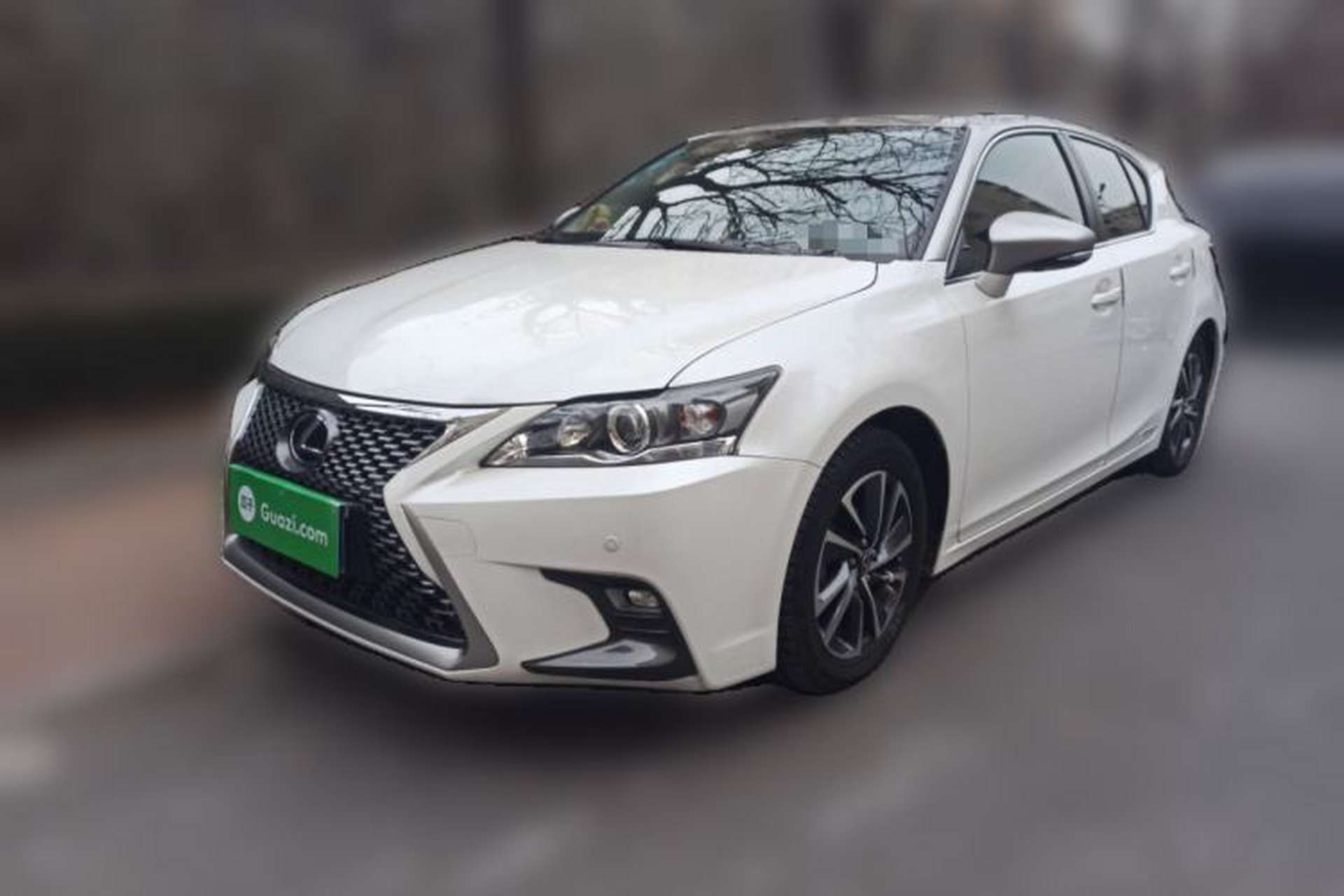 Used Lexus CT 2017 CT200h Comfort Edition Two-Tone China V Standard Front Left 45 Deg