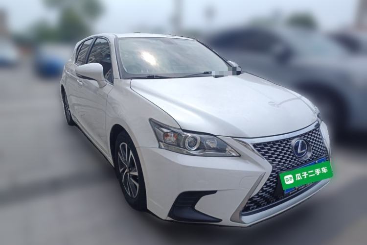 Used Lexus CT 2017 CT200h Comfort Edition Monochrome China VI Front Right 45 Deg
