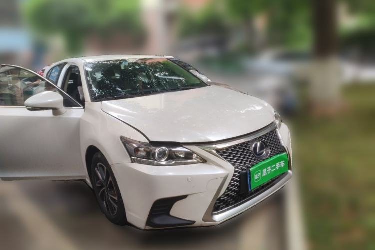 Used Lexus CT 2017 CT200h Elite Edition Monotone China VI Front Right 45 Deg