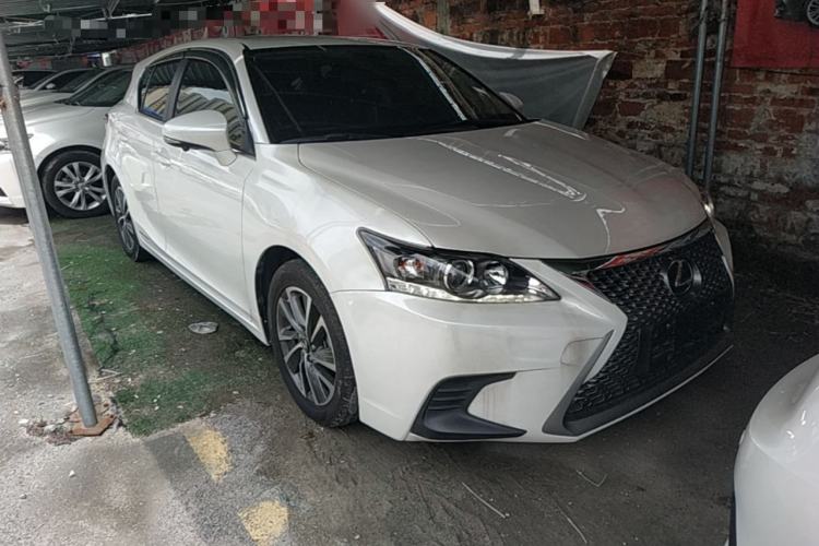 Used Lexus CT 2017 CT200h Elite Edition Monotone China VI Front Right 45 Deg