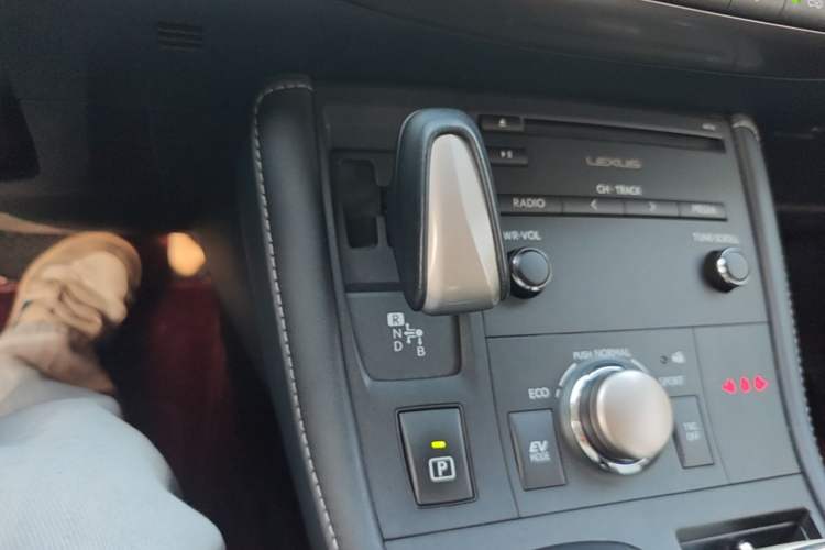 Used Lexus CT 2017 CT200h Comfort Edition Monochrome China V Standard Gear Lever