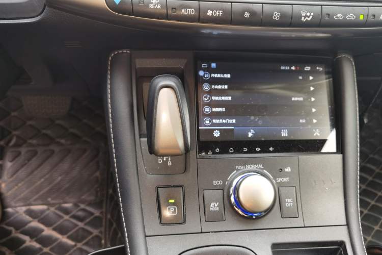 Used Lexus CT 2017 CT200h Elite Edition Solid Color China V Standard Gear Lever