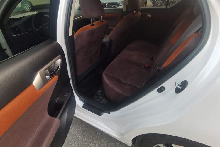 Used Lexus CT 2017 CT200h Elite Edition Solid Color China V Standard Interior 2