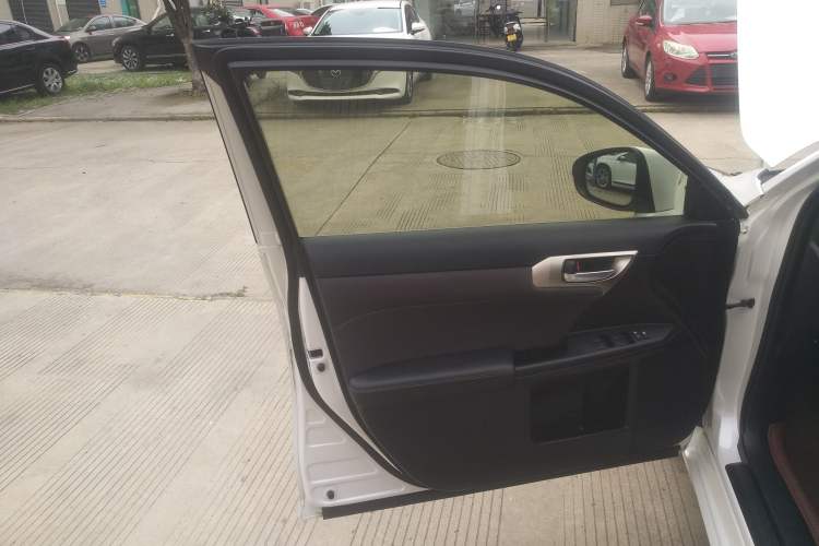 Used Lexus CT 2017 CT200h Elite Edition Solid Color China V Standard Interior 5