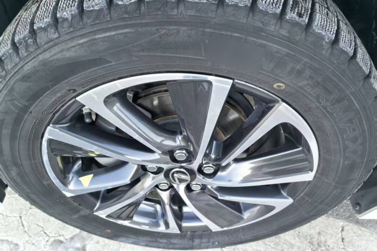 Used Lexus CT 2017 CT200h Elite Edition Solid Color China V Standard Interior 5