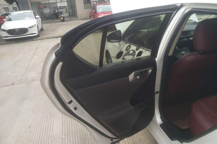 Used Lexus CT 2017 CT200h Elite Edition Solid Color China V Standard Interior 6