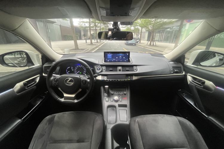 Used Lexus CT 2017 CT200h Elite Edition Solid Color China V Standard Interior 7