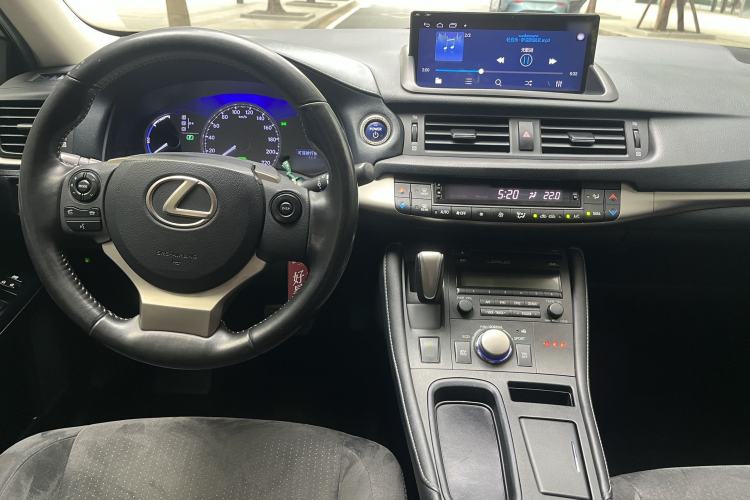 Used Lexus CT 2017 CT200h Elite Edition Solid Color China V Standard Interior 8