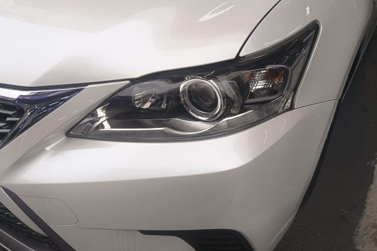 Used Lexus CT 2017 CT200h Elite Edition Solid Color China V Standard Left Front Headlight