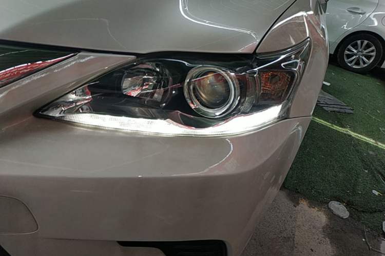 Used Lexus CT 2017 CT200h Elite Edition Monotone China VI Left Front Headlight