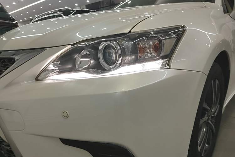 Used Lexus CT 2017 CT200h Elite Edition Solid Color China V Standard Left Front Headlight