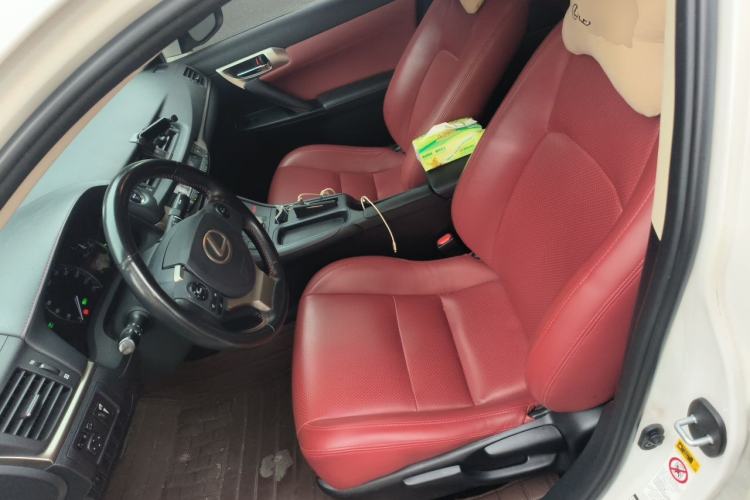 Used Lexus CT 2017 CT200h Elite Edition Monotone China VI Left Front Seat