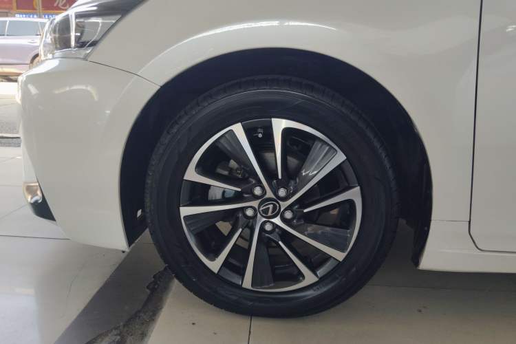 Used Lexus CT 2017 CT200h Elite Edition Monotone China VI Left Front Wheel Hub