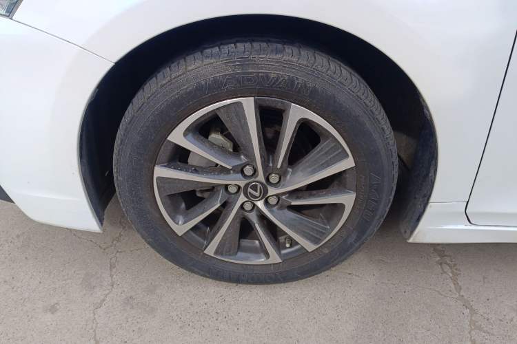 Used Lexus CT 2017 CT200h Elite Edition Solid Color China V Standard Left Front Wheel Hub