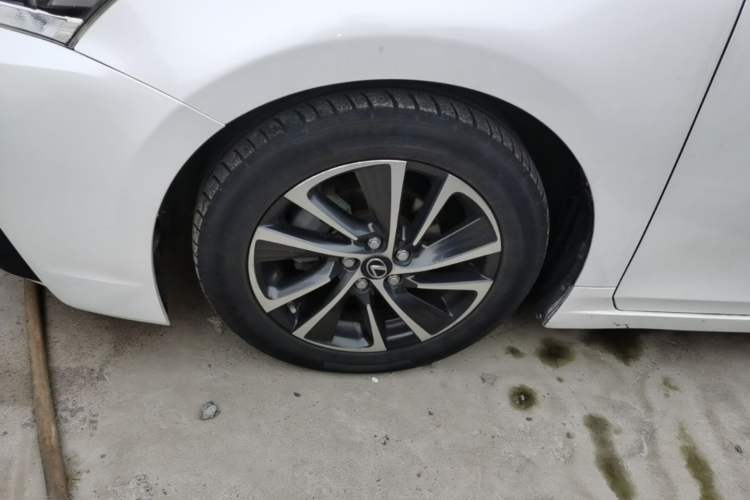 Used Lexus CT 2017 CT200h Elite Edition Solid Color China V Standard Left Front Wheel Hub