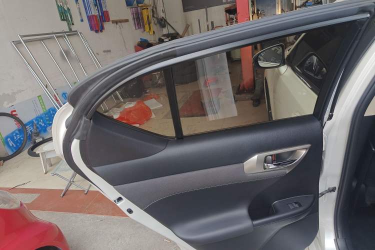 Used Lexus CT 2017 CT200h Comfort Edition Monochrome China VI Left Rear Door Interior