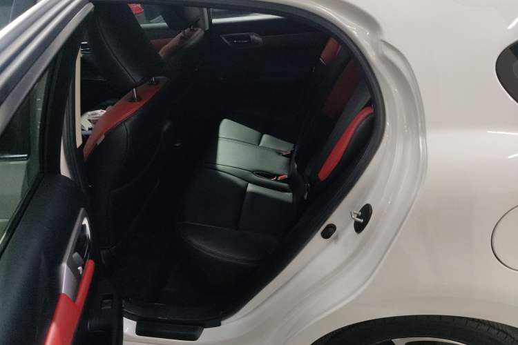 Used Lexus CT 2017 CT200h Elite Edition Monotone China VI Left Rear Seat