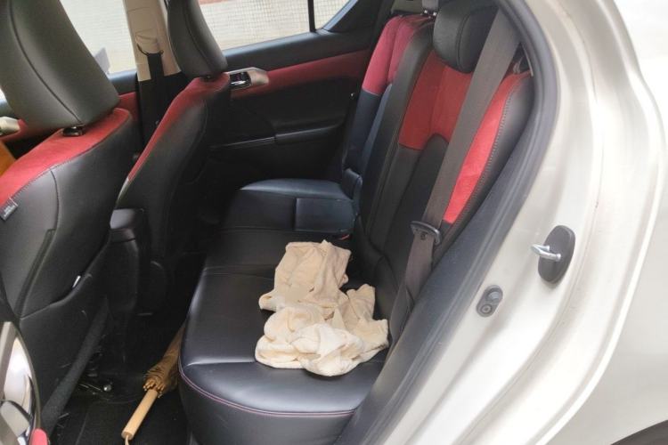 Used Lexus CT 2017 CT200h Comfort Edition Two-Tone China V Standard Left Rear Seat