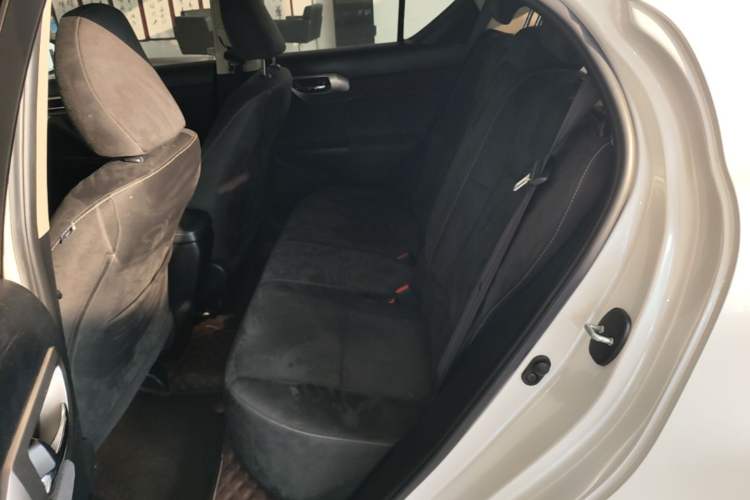 Used Lexus CT 2017 CT200h Elite Edition Monotone China VI Left Rear Seat