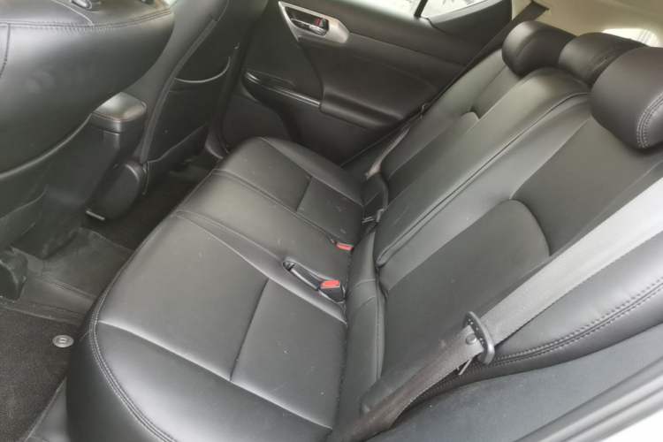 Used Lexus CT 2017 CT200h Elite Edition Solid Color China V Standard Left Rear Seat