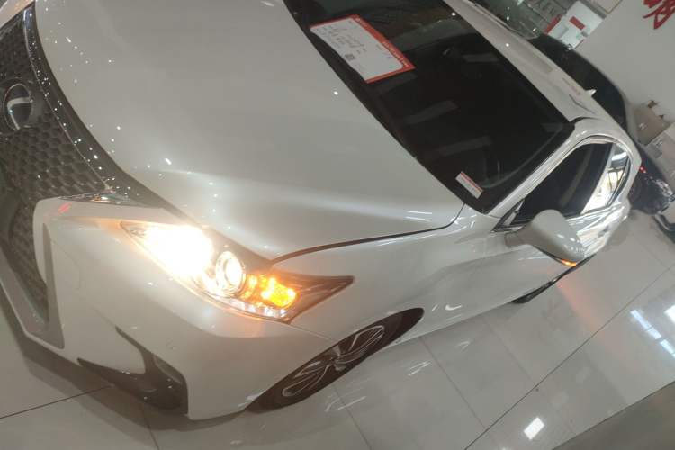 Used Lexus CT 2017 CT200h Elite Edition Monotone China VI Left Side