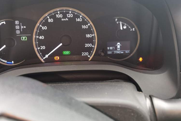 Used Lexus CT 2017 CT200h Elite Edition Solid Color China V Standard Odometer Close Up